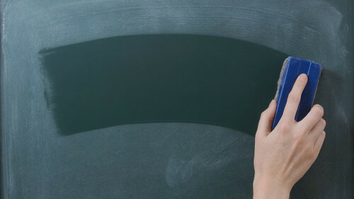 erase-chalkboard-school-rtbf-ss-1920-800x450.jpg