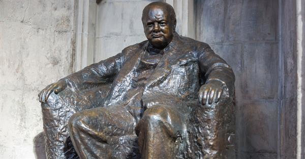 Google apologized for the disappearance of a photo of Winston Churchill from the Knowledge Network